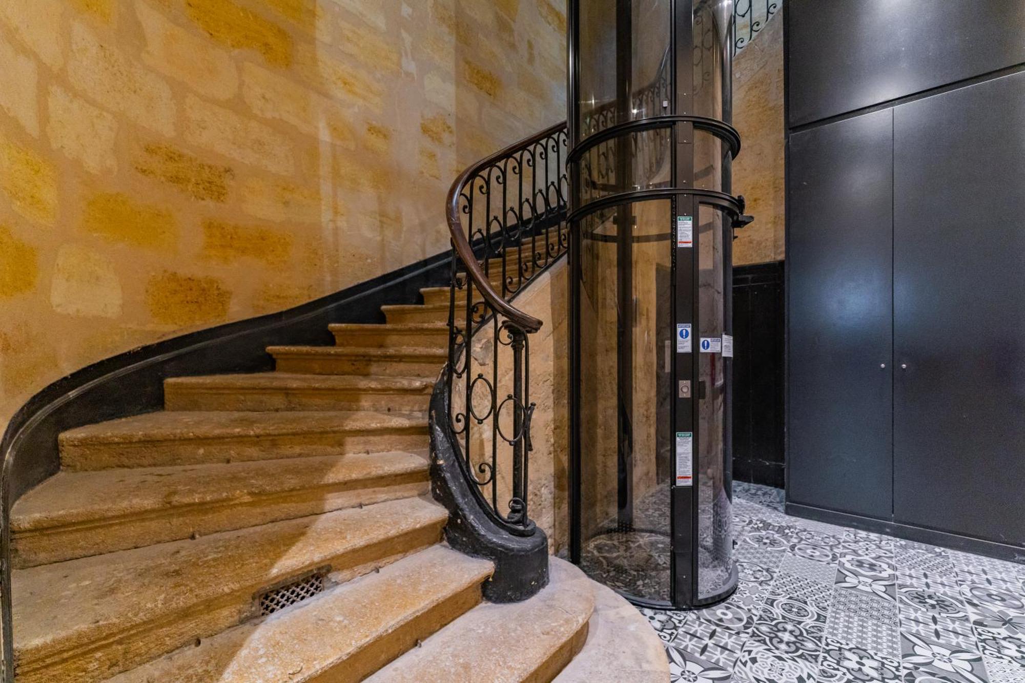 Magnifique Appartement Avec Climatisation En Hyper Centre De Bordeaux Exterior foto